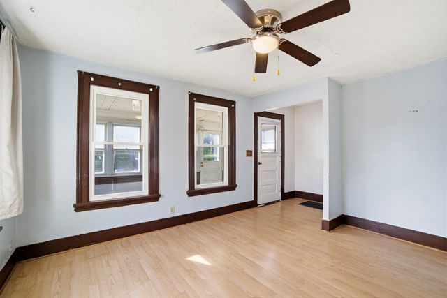 424 Titsworth Court, Aurora, IL 60505