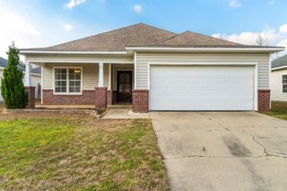 19 Clear Springs Ct., Hattiesburg, MS 39402