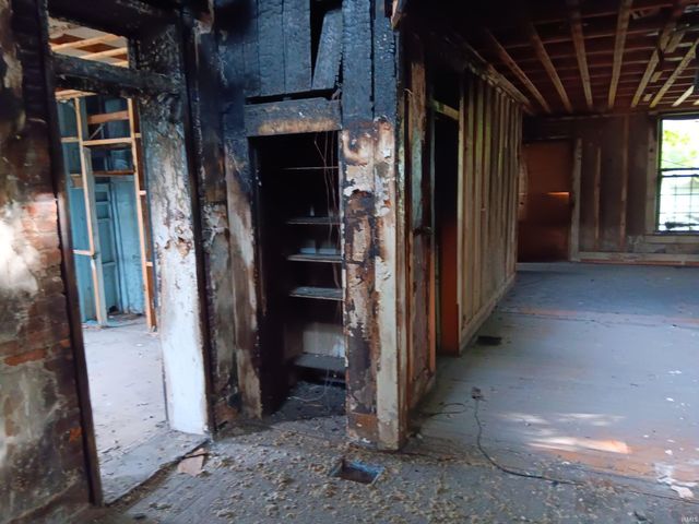 402 W Main Street, Bruceville, IN 47516