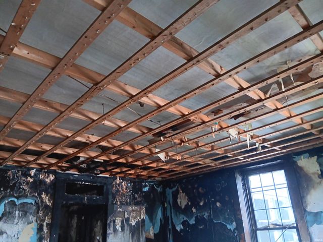 402 W Main Street, Bruceville, IN 47516