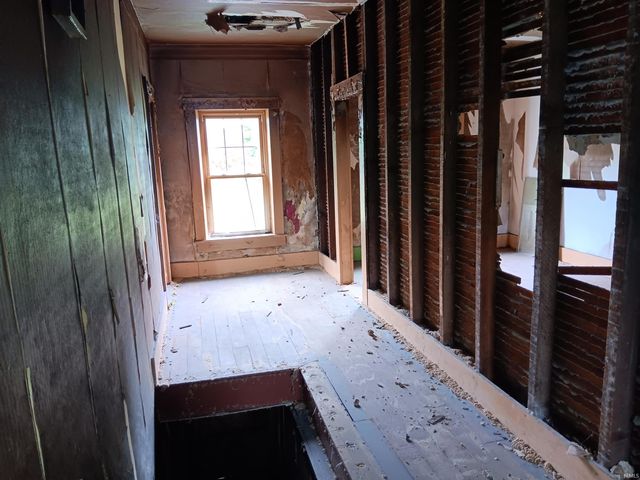 402 W Main Street, Bruceville, IN 47516