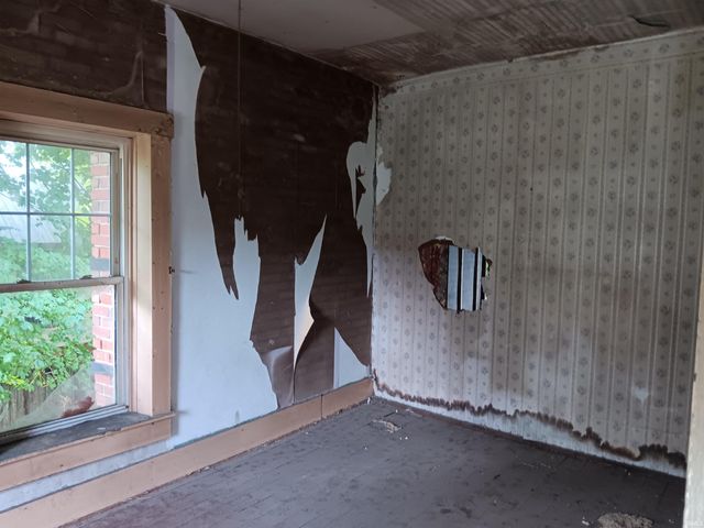 402 W Main Street, Bruceville, IN 47516