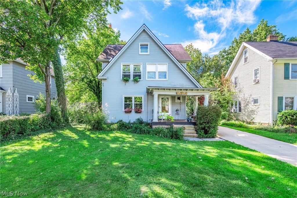 3312 E Fairfax Road, Cleveland Heights, OH 44118