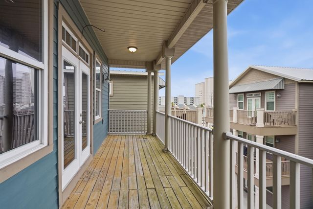 6216 Thomas Drive, Panama City Beach, FL 32408