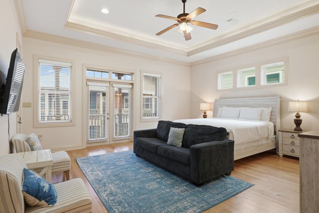 6216 Thomas Drive, Panama City Beach, FL 32408