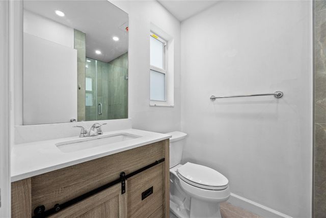 6543 NE 21st Road, Fort Lauderdale, FL 33308