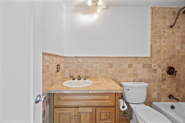 6543 NE 21st Road, Fort Lauderdale, FL 33308