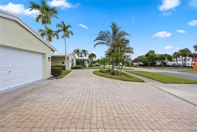 6543 NE 21st Road, Fort Lauderdale, FL 33308