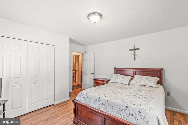 136 CONEWAGO DR, Hanover, PA 17331