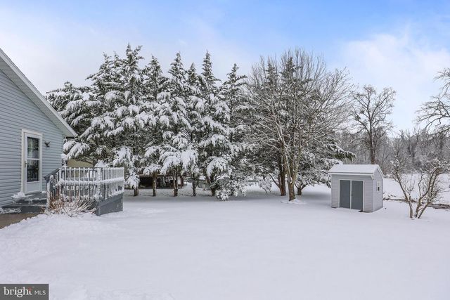 136 CONEWAGO DR, Hanover, PA 17331