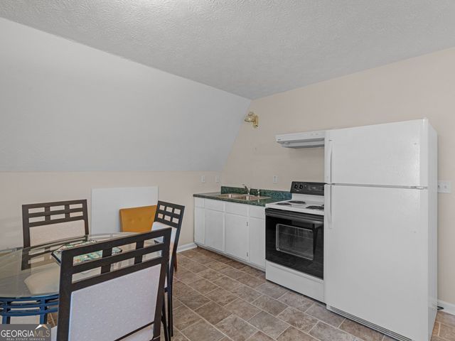 741 Moreland Road, Griffin, GA 30224