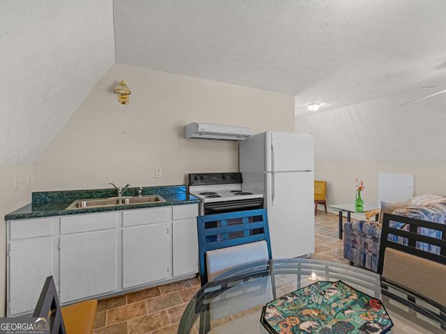 741 Moreland Road, Griffin, GA 30224