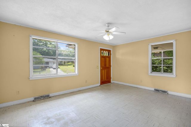 119 Pleasant Drive, Mauldin, SC 29662