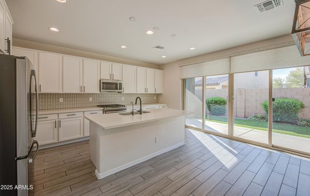 9856 E PALLADIUM Drive, Mesa, AZ 85212