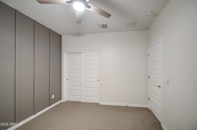 9856 E PALLADIUM Drive, Mesa, AZ 85212