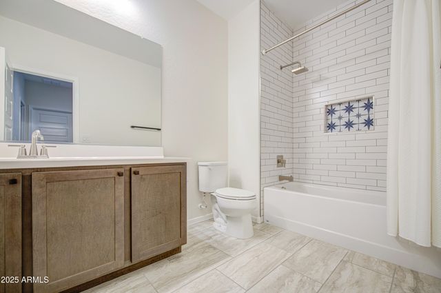 9856 E PALLADIUM Drive, Mesa, AZ 85212