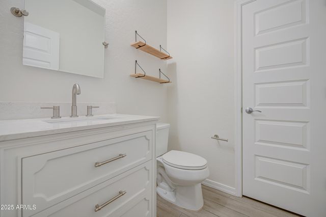 9856 E PALLADIUM Drive, Mesa, AZ 85212