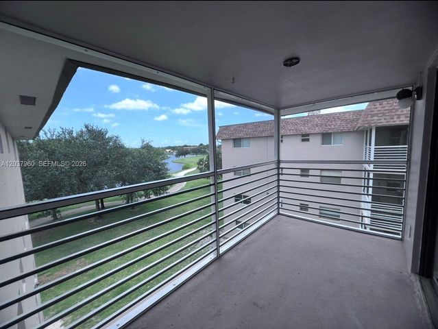 2430 SW 81st Ave 408, Davie, FL 33324