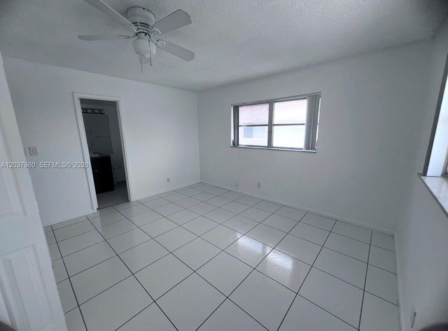 2430 SW 81st Ave 408, Davie, FL 33324