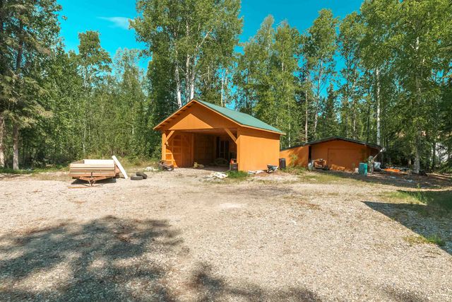 2596 DIAMOND STREET, North Pole, AK 99705