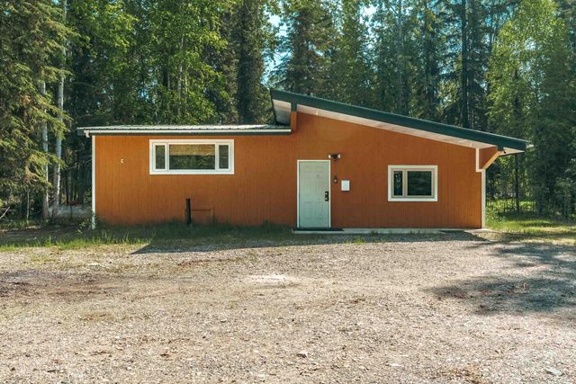 2596 DIAMOND STREET, North Pole, AK 99705