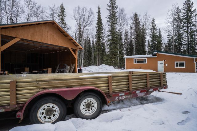 2596 DIAMOND STREET, North Pole, AK 99705