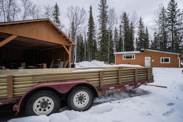 2596 DIAMOND STREET, North Pole, AK 99705