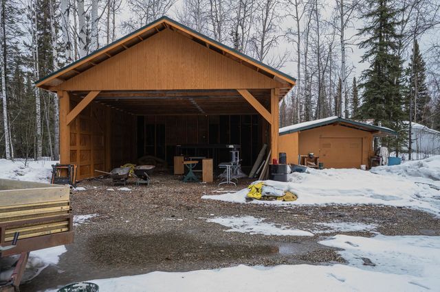 2596 DIAMOND STREET, North Pole, AK 99705