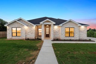 101 Dana Point Road, Lorena, TX 76655