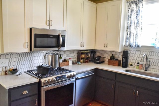 1318 WOODWARD Avenue, Montgomery, AL 36106