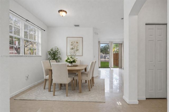 2109 NE 3rd Ct, Homestead, FL 33033