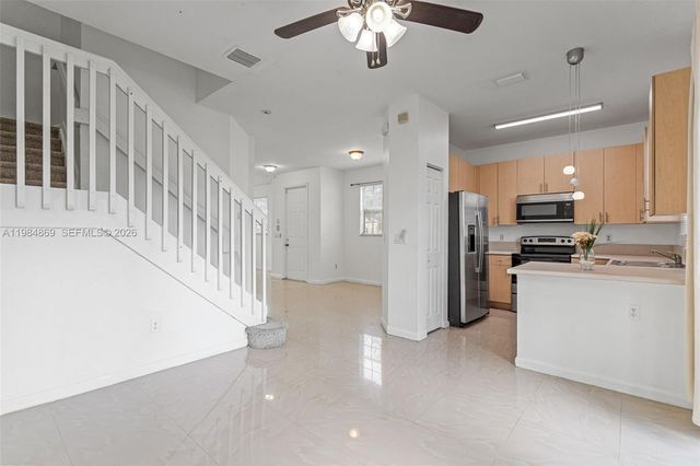 2109 NE 3rd Ct, Homestead, FL 33033