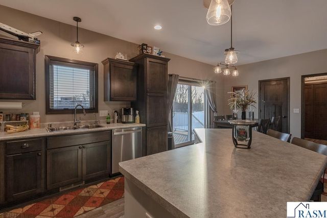 2021 Bluestem Drive, Mankato, MN 56001