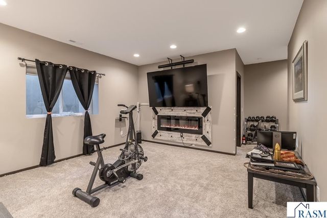 2021 Bluestem Drive, Mankato, MN 56001