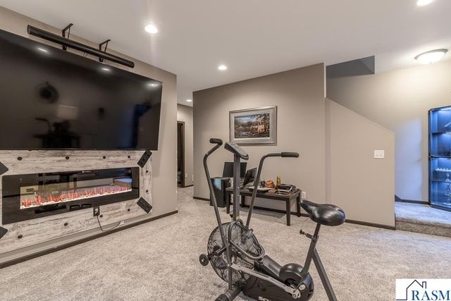 2021 Bluestem Drive, Mankato, MN 56001