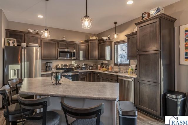 2021 Bluestem Drive, Mankato, MN 56001