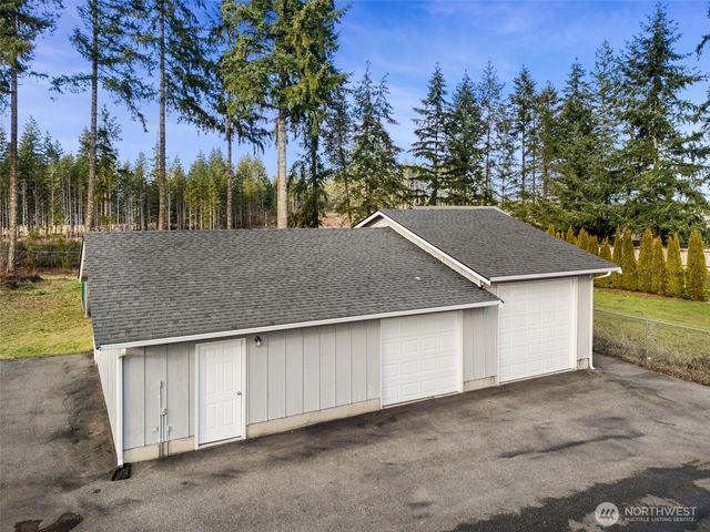 1351 E Island Lake Drive, Shelton, WA 98584
