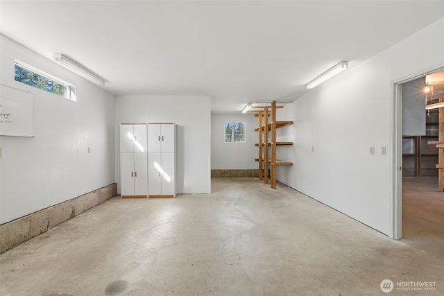 1351 E Island Lake Drive, Shelton, WA 98584