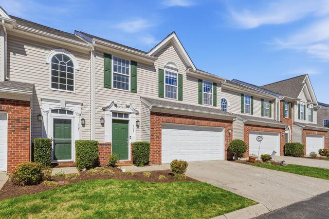 7277 Charlotte Pike Unit 303, Nashville, TN 37209