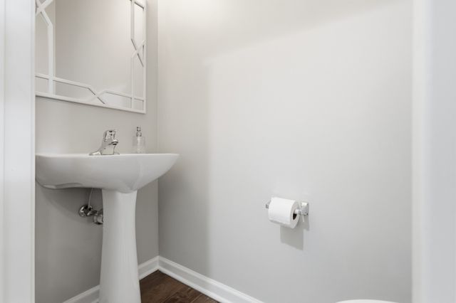 7277 Charlotte Pike Unit 303, Nashville, TN 37209