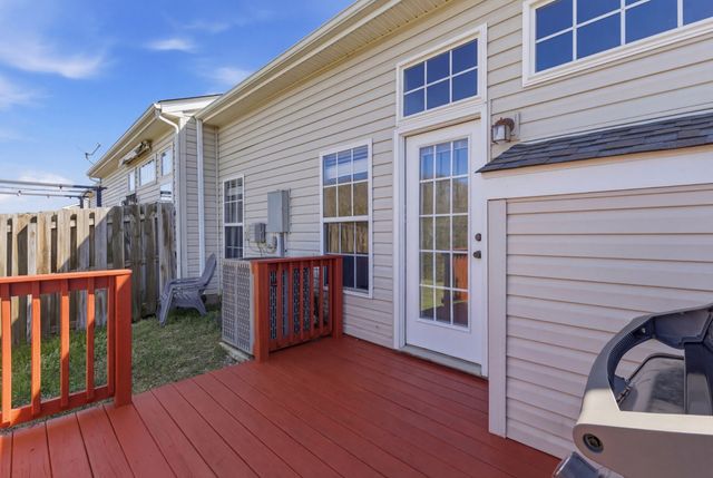 7277 Charlotte Pike Unit 303, Nashville, TN 37209