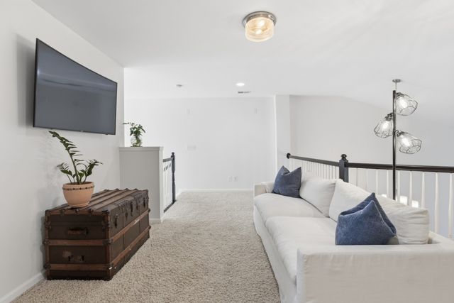 7277 Charlotte Pike Unit 303, Nashville, TN 37209