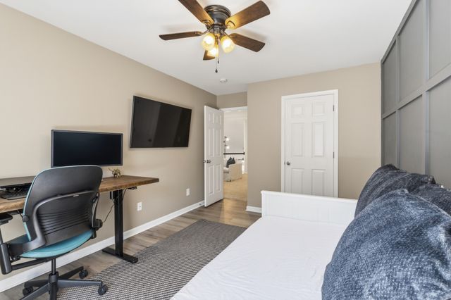 7277 Charlotte Pike Unit 303, Nashville, TN 37209