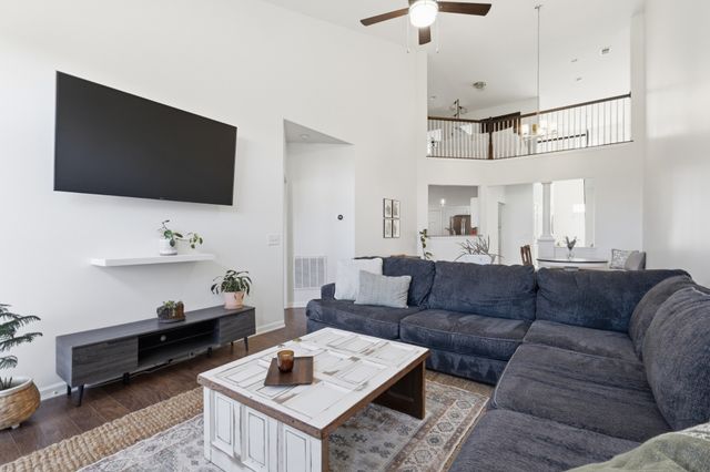 7277 Charlotte Pike Unit 303, Nashville, TN 37209