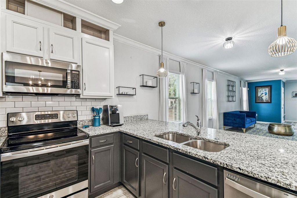 Image 15 of property listing at 2601 E LAKE AVENUE A, Tampa, FL 33610