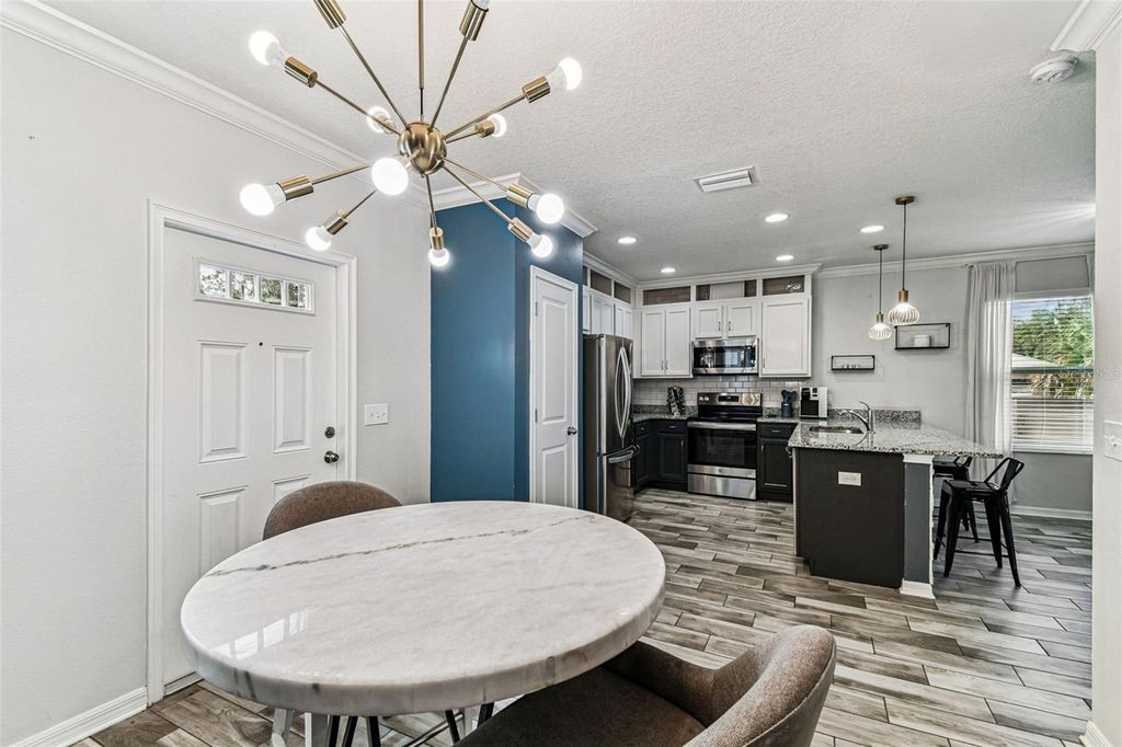 Image 20 of property listing at 2601 E LAKE AVENUE A, Tampa, FL 33610