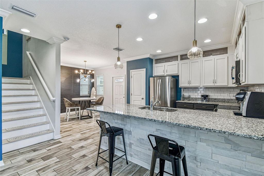 Image 22 of property listing at 2601 E LAKE AVENUE A, Tampa, FL 33610