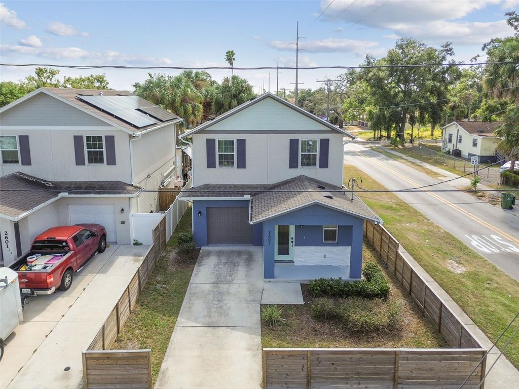 Image 47 of property listing at 2601 E LAKE AVENUE A, Tampa, FL 33610