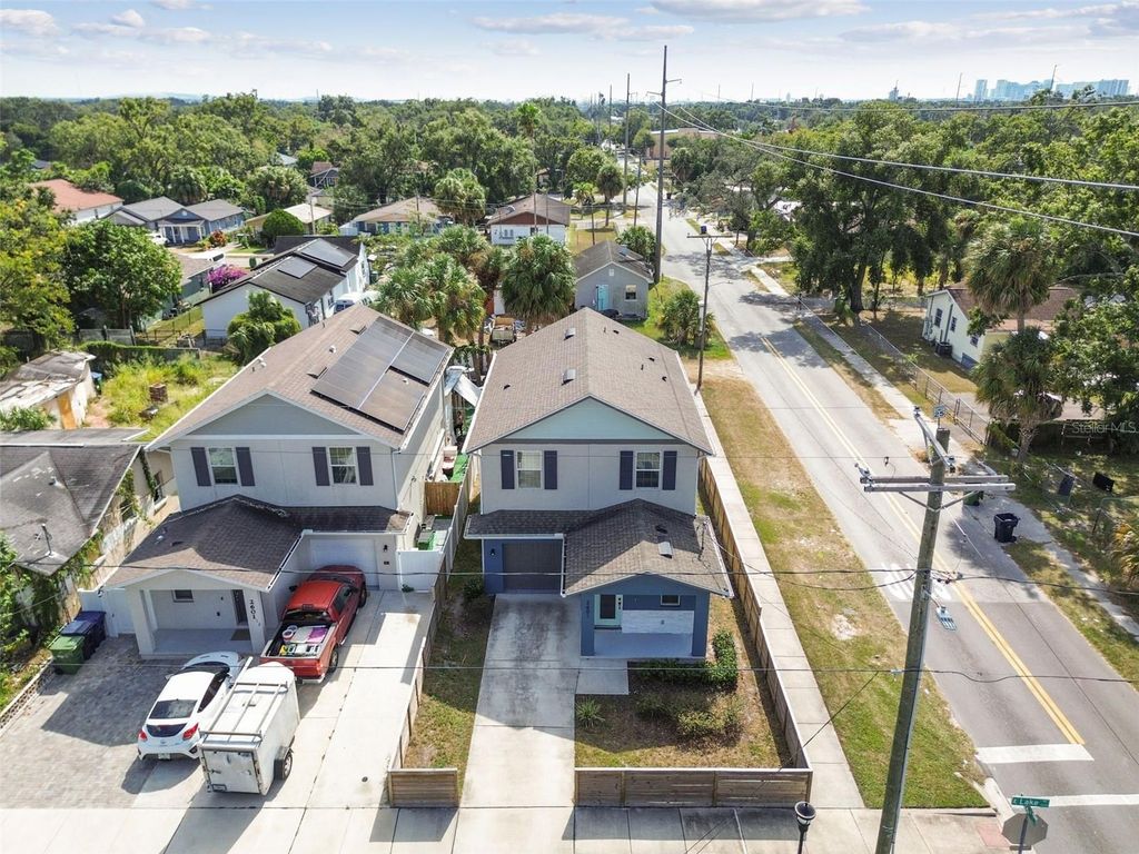 Image 48 of property listing at 2601 E LAKE AVENUE A, Tampa, FL 33610