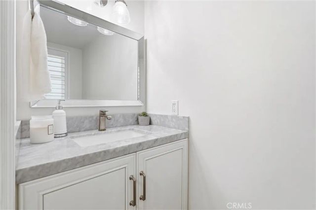 1409 Arch Lane, Huntington Beach, CA 92648